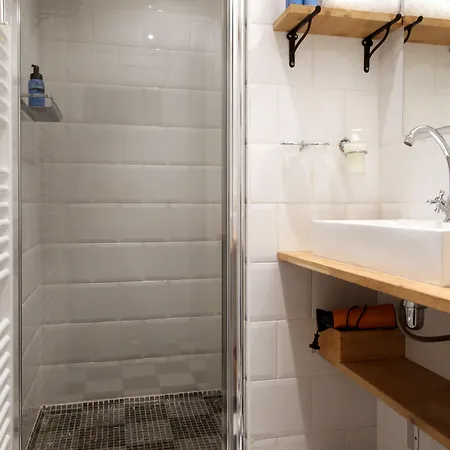 Het Dijkhuis 3* 埃尔瑟尔