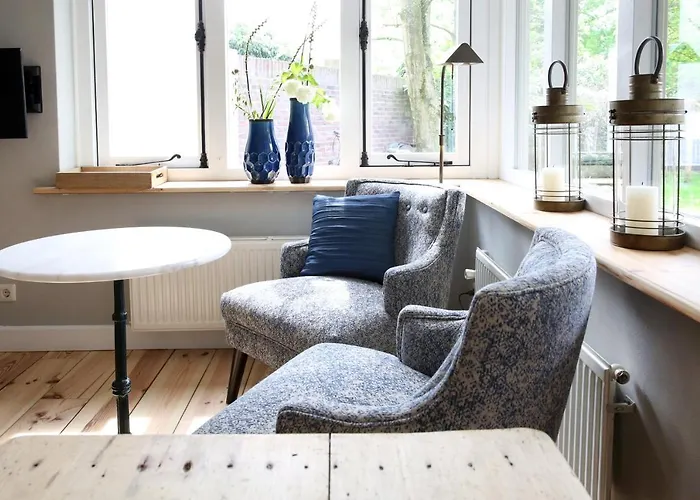 Bed and Breakfast Het Dijkhuis 3*