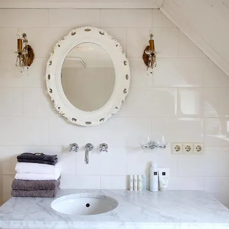 Het Dijkhuis Bed & Breakfast