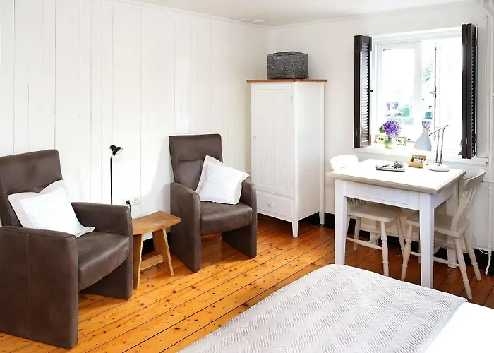 Bed & Breakfast Het Dijkhuis 3*